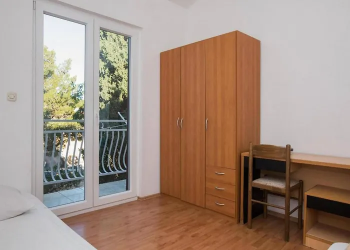 Appartement In Ibenik By The Brodarica (Sibenik-Knin)